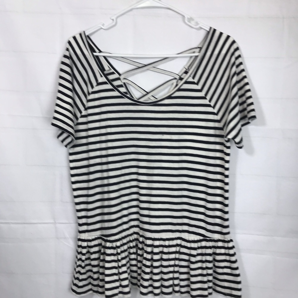 Lucky brand NWT Sz M black striped top